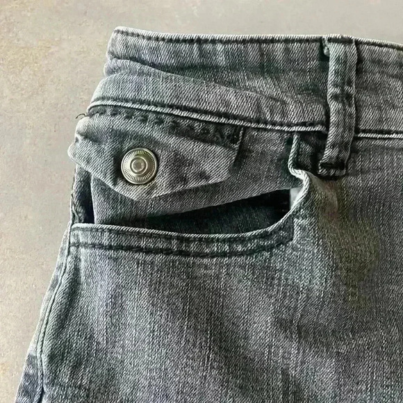Chicos Platinum Women's Gray Wash High Rise Button Pockets Denim Jeans Size 8 - Picture 5 of 10